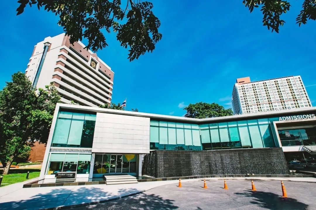 泰国留学｜曼谷大学招生简章