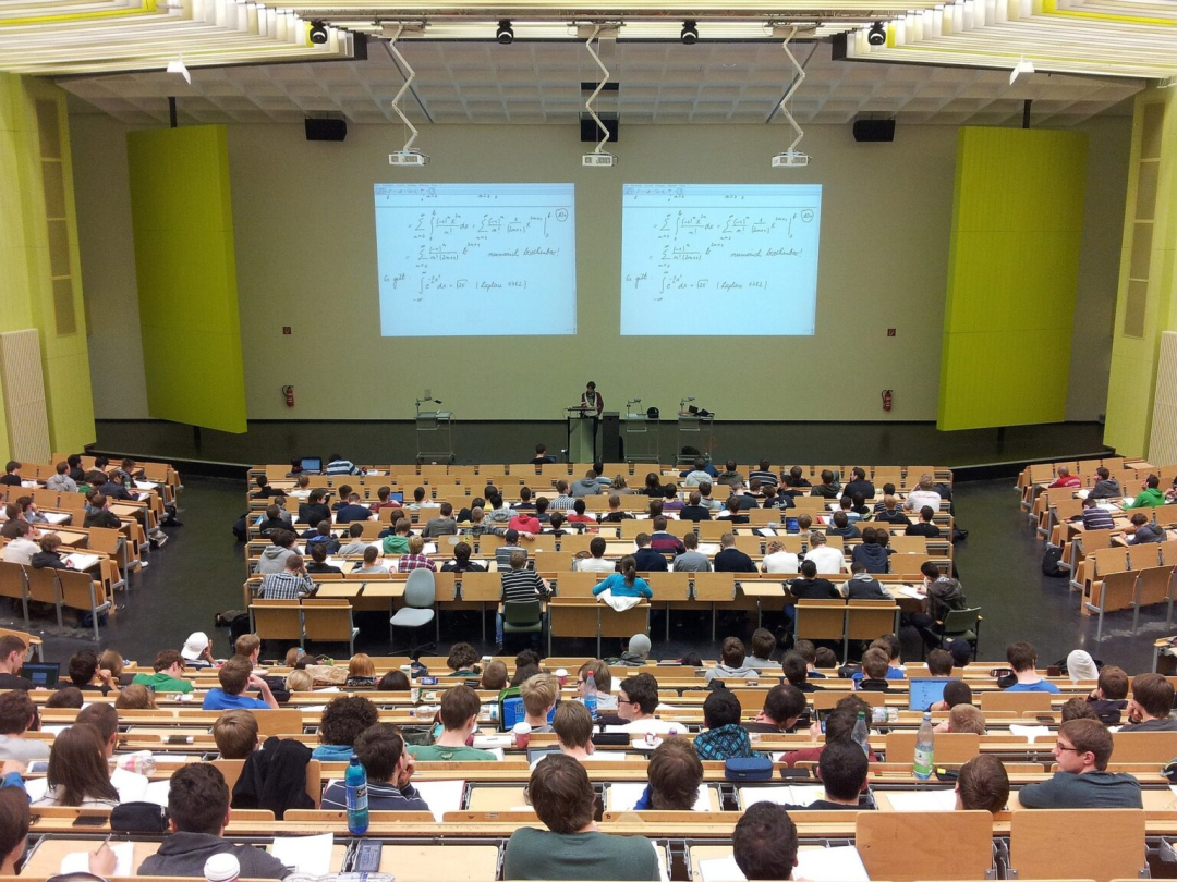 泰国留学｜泰国公立大学VS泰国私立大学！
