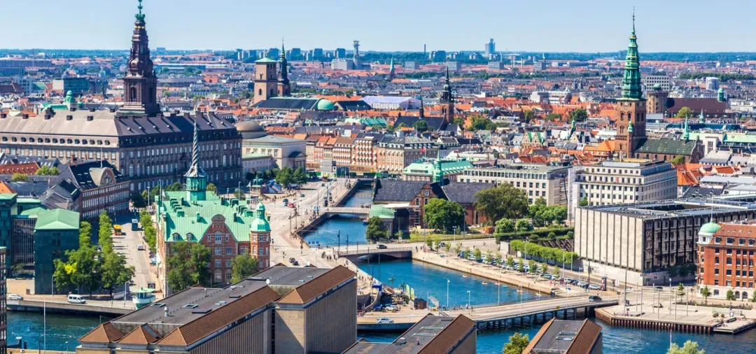 教育界的隐形冠军！2025全球最宜居城市榜中，这些城市教育评分满分