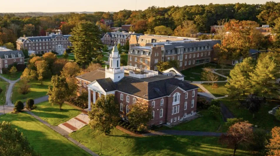 炸裂！2026 Niche美国大学排名发生惊天逆转！MIT夺冠，UC系统全线暴跌！