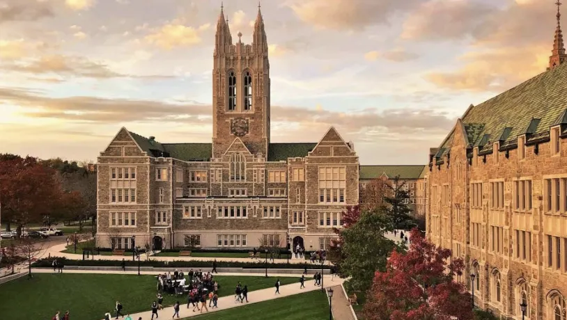 炸裂！2026 Niche美国大学排名发生惊天逆转！MIT夺冠，UC系统全线暴跌！